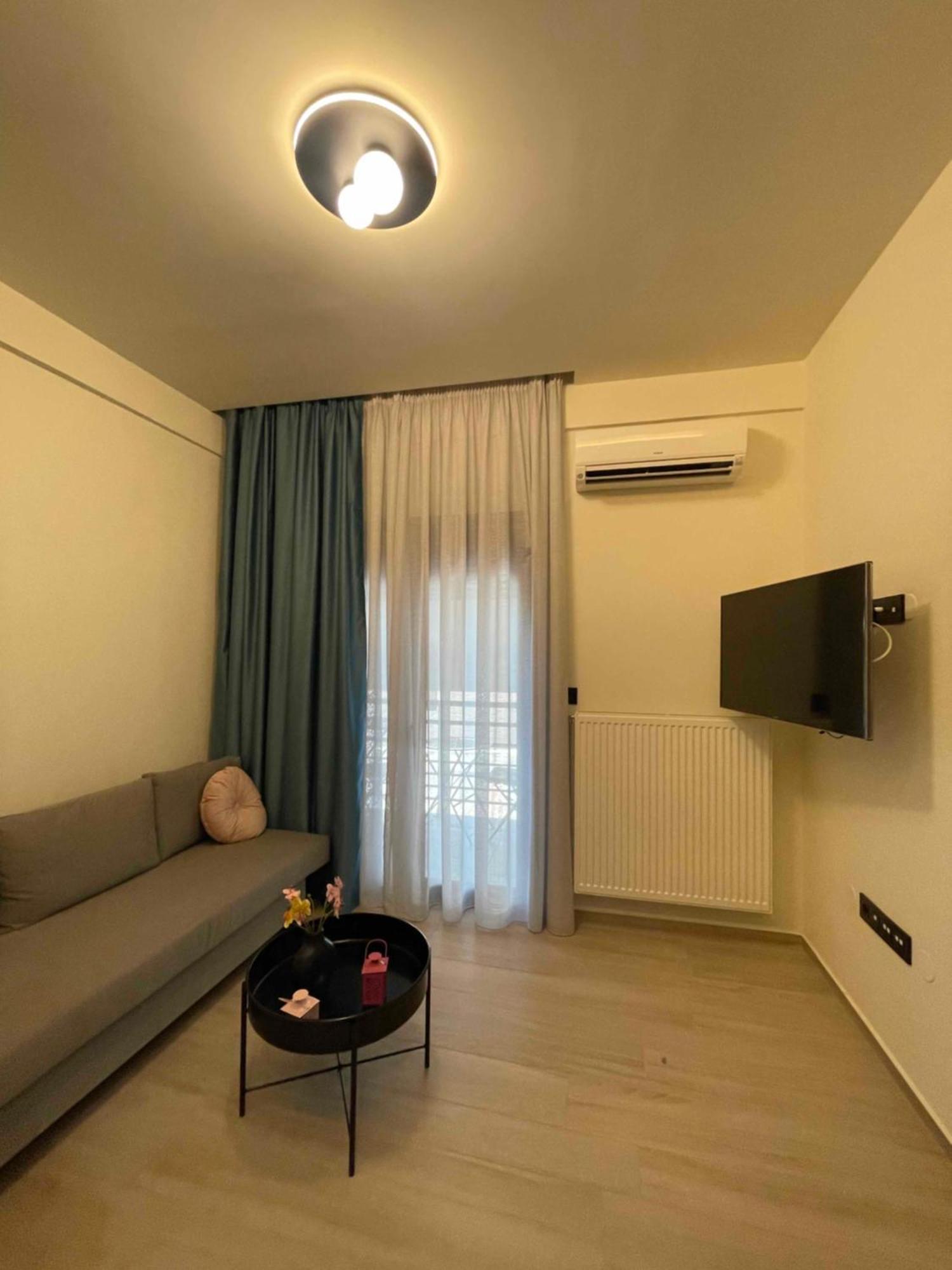 Jk Luxury Apartments Néa Khilí Buitenkant foto