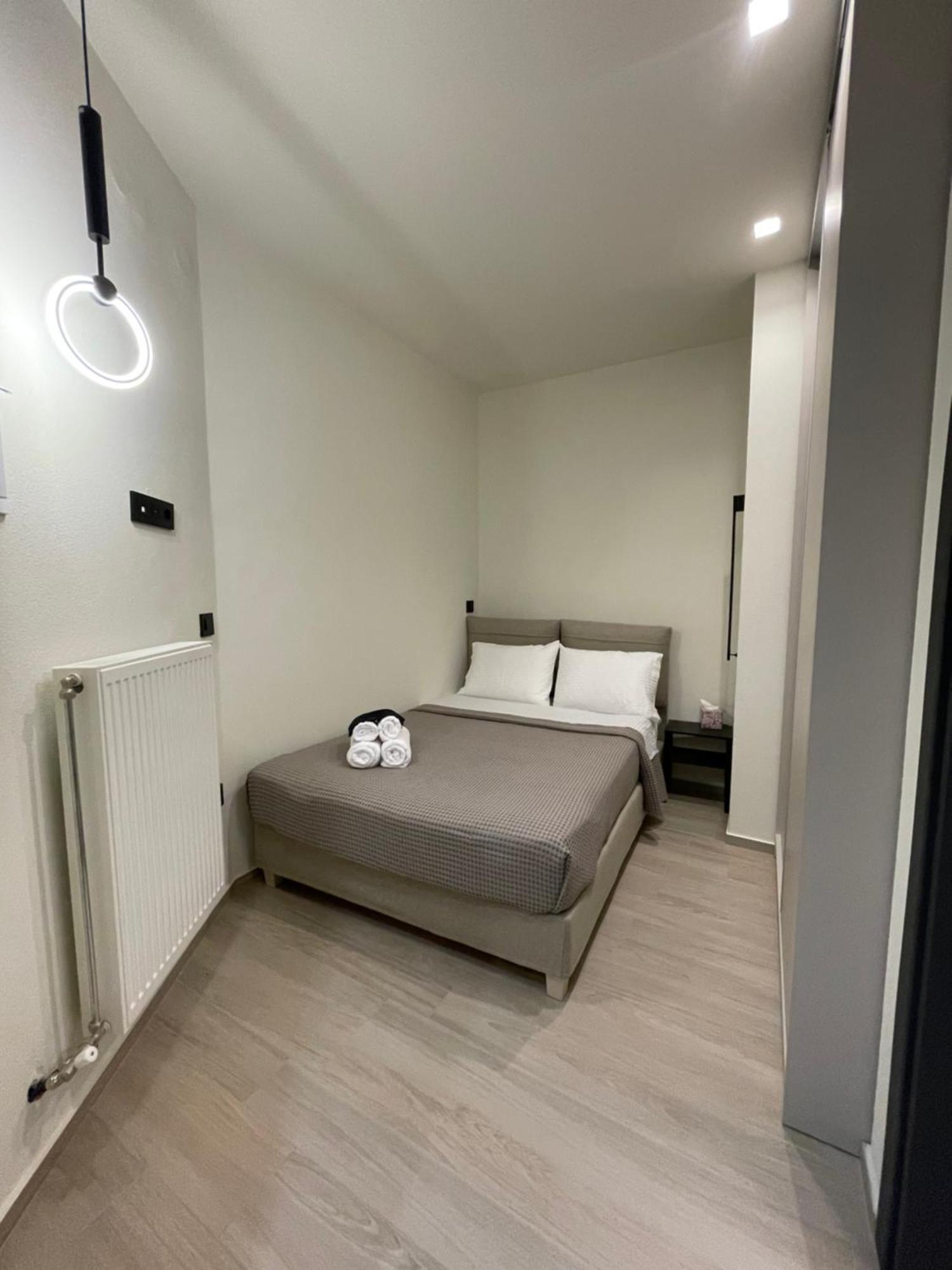 Jk Luxury Apartments Néa Khilí Buitenkant foto